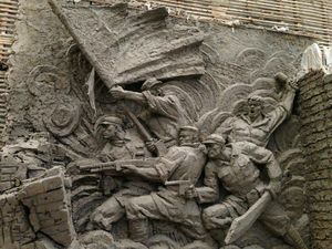 博物館抗戰雕塑泥稿